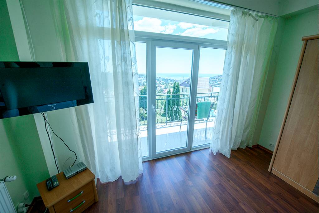 Стандарт. Гостевой дом Над морем. Ялта