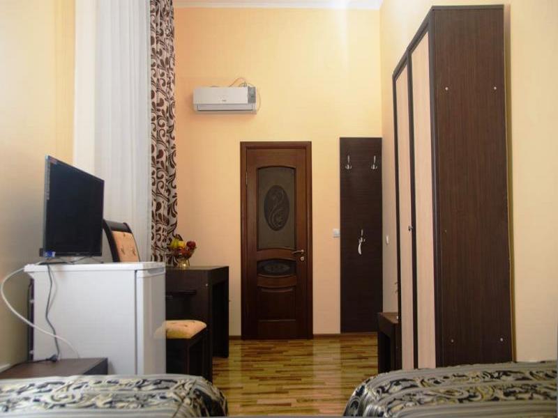 . Отель  "ВАП-отель". Ейск