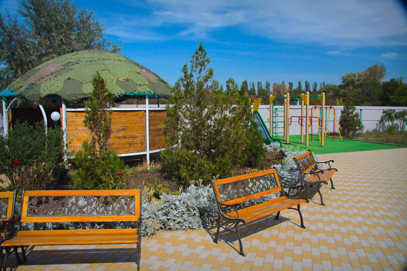 . Отель Золотые барханы . Витязево