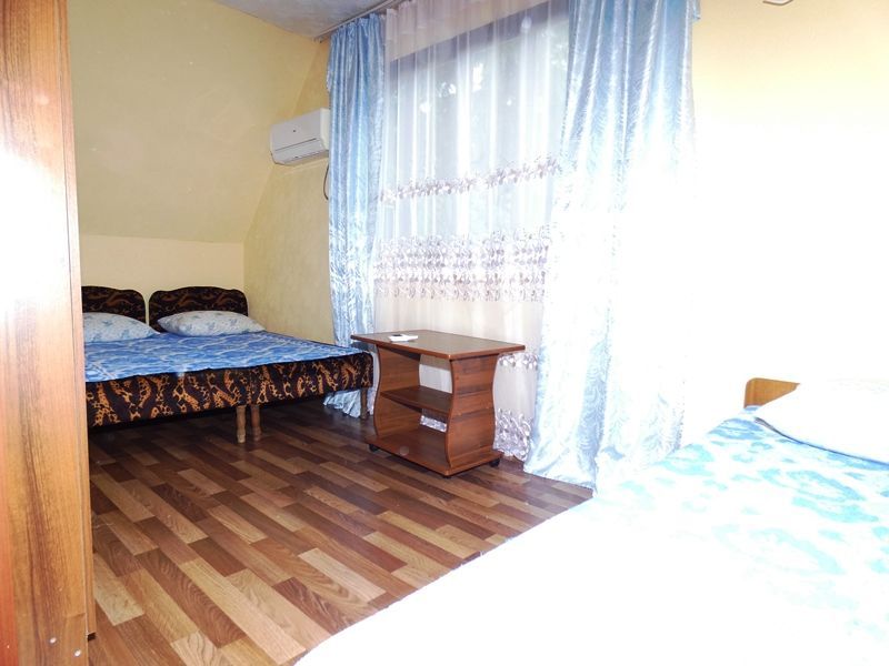 . Частный сектор Репина 7А. Аше