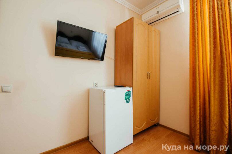 Трехместный номер «Стандарт». Гостевой дом "Lilona". Лазаревское