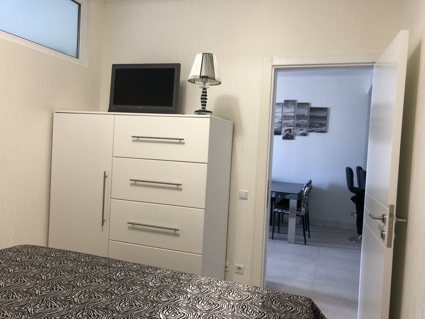 . Квартира в многоквартирном доме Апартаменты . Алушта