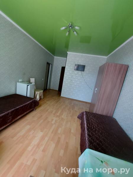 Пятиместный двухкомнатный люкс. Гостевой дом "Нур". Ольгинка Пятиместный двухкомнатный люкс. Гостевой дом "Нур". Ольгинка