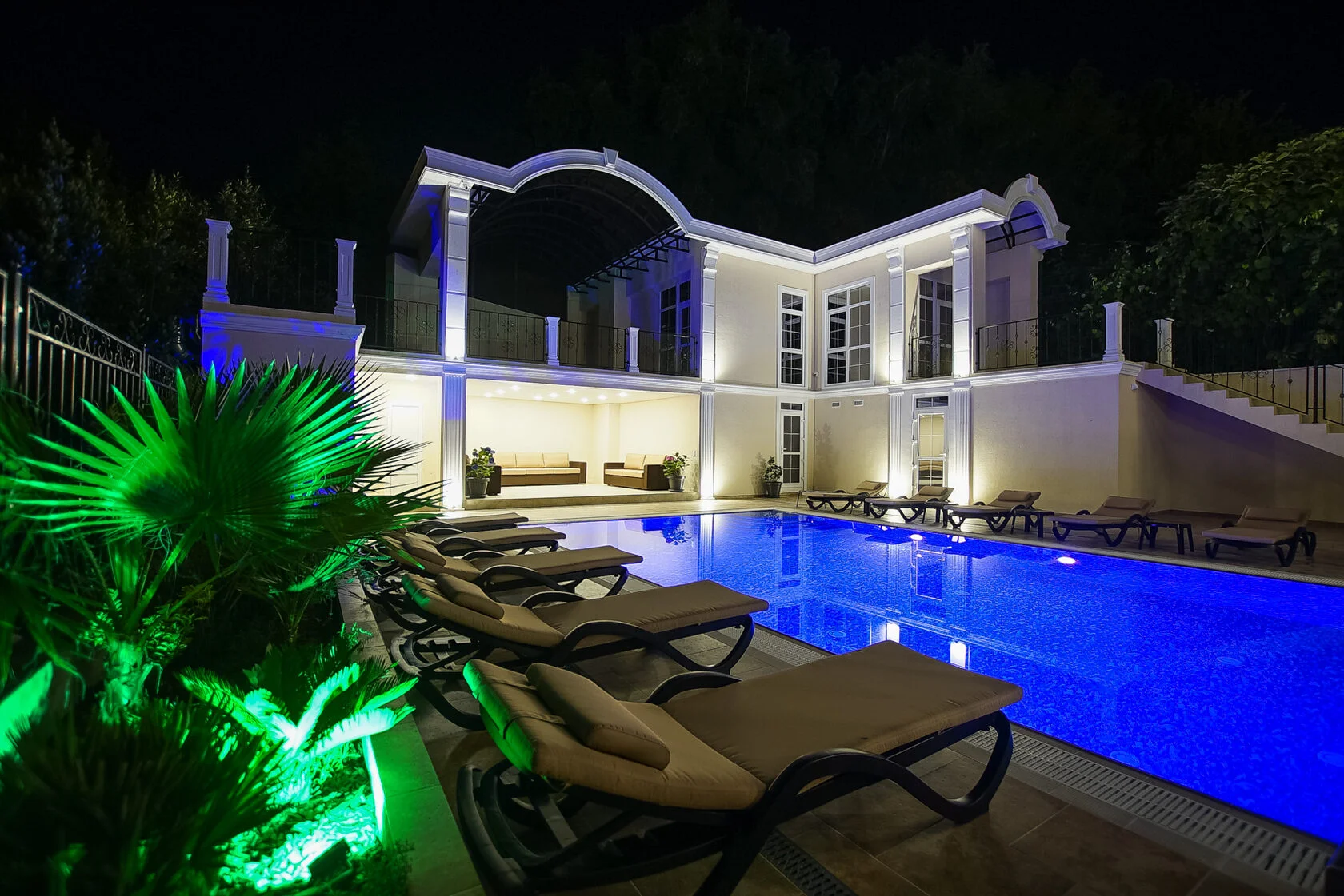 . Гостиница "The White Residence". Сочи