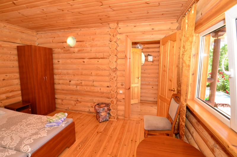 Деревянный коттедж (эко-дом) 2-местный номер. Гостевой дом «В гостях у Тихона». Заозерное