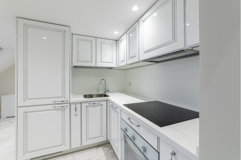 Двухуровневые апартаменты. Квартира в многоквартирном доме Апартаменты ЖК «Красная площадь». Сочи