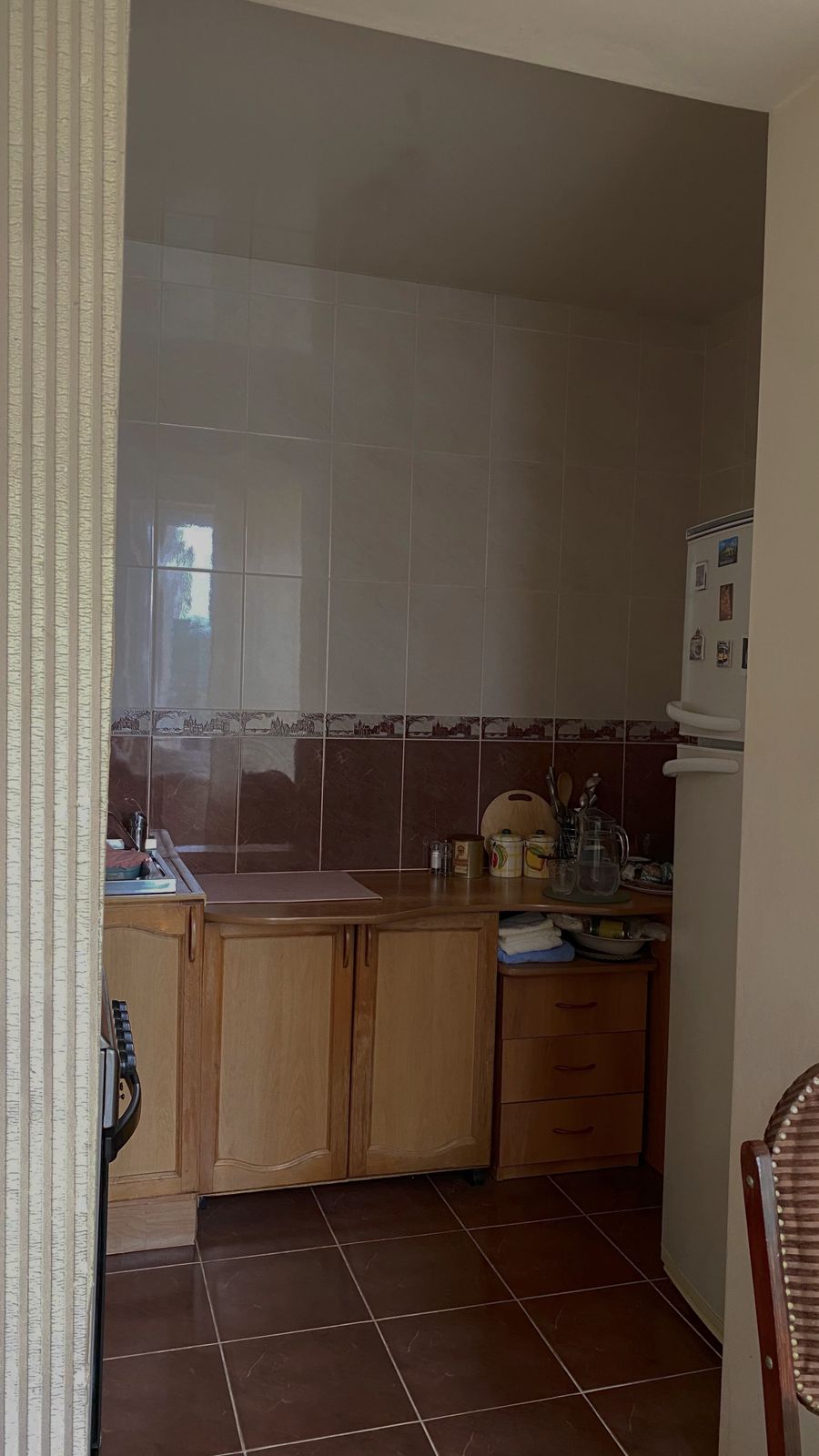 . Двухкомнатная квартира у рынка . Гагра