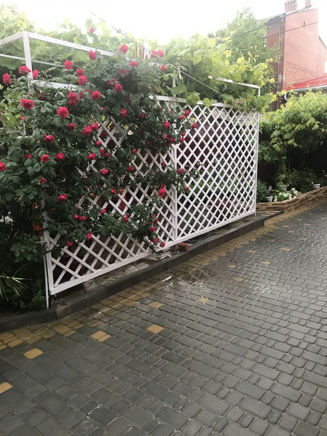 . Гостевой дом Алмаз . Ейск