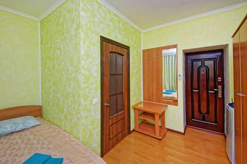 Двухместный Стандарт. Гостевой дом "Гостеев"           . Джубга