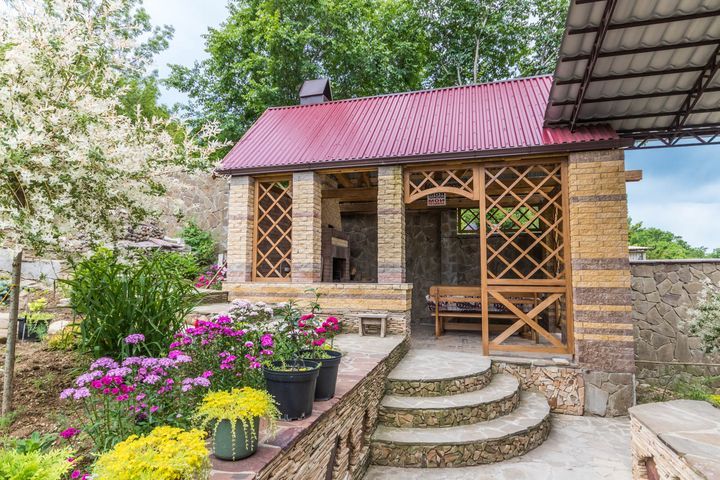 . Гостевой дом 《 Замок Рауля 》. Лермонтово