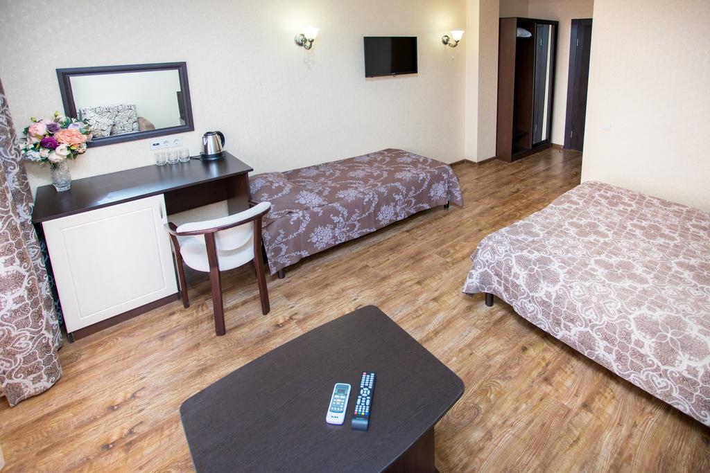 Студио. Отель "Золотое Руно". Витязево