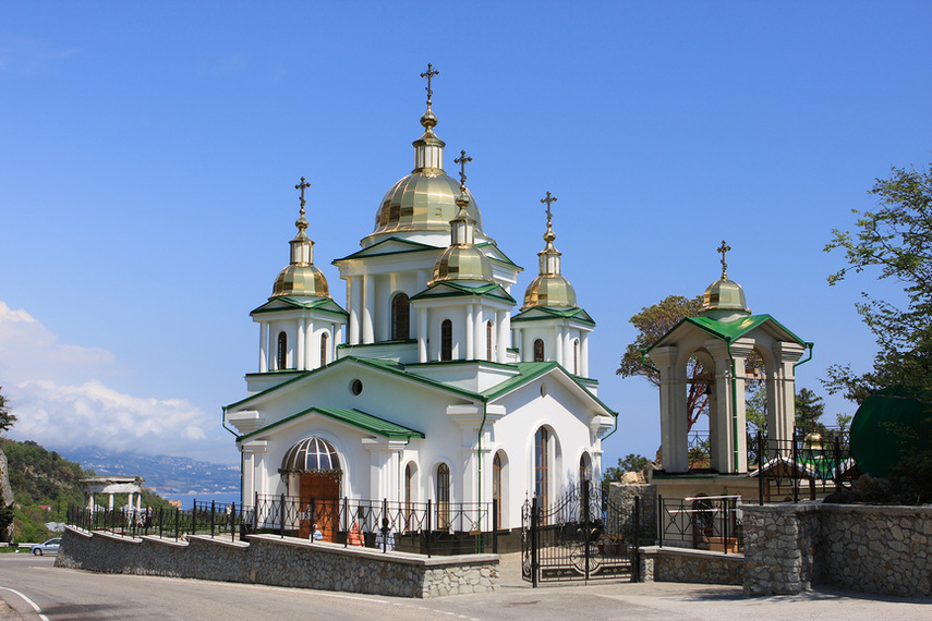 Храм Святого Архистратига Михаила. Фото взято с сайта: http://turizm.sputnik.ru/