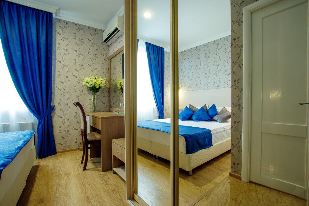 «Стандарт» 2х-местный. Отель «Атлас». Геленджик