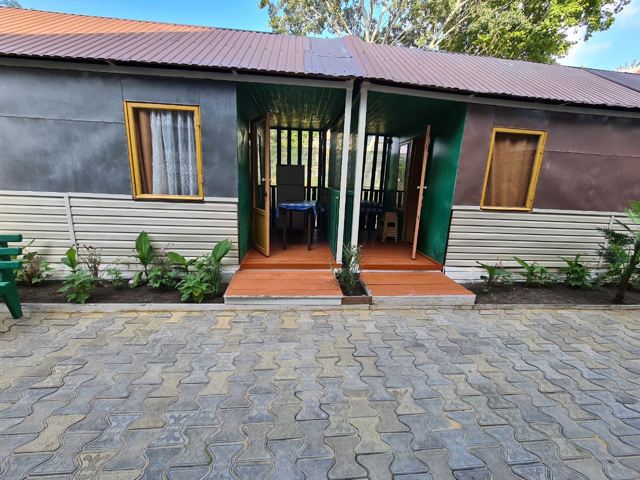 . База отдыха "ГОРИЗОНТ". Анапа