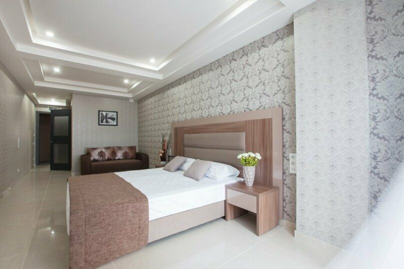 . Гостиница "Парк Авеню". Кореиз . Гостиница "Парк Авеню". Кореиз