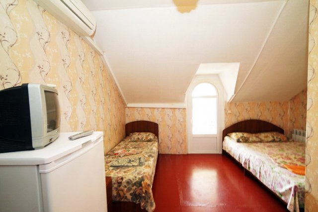 . Отель TOWER HOUSE. Шепси