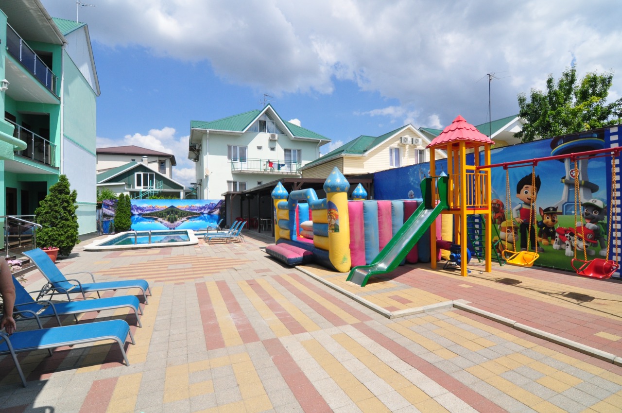 . Гостевой дом "Спартак". Витязево . Гостевой дом "Спартак". Витязево