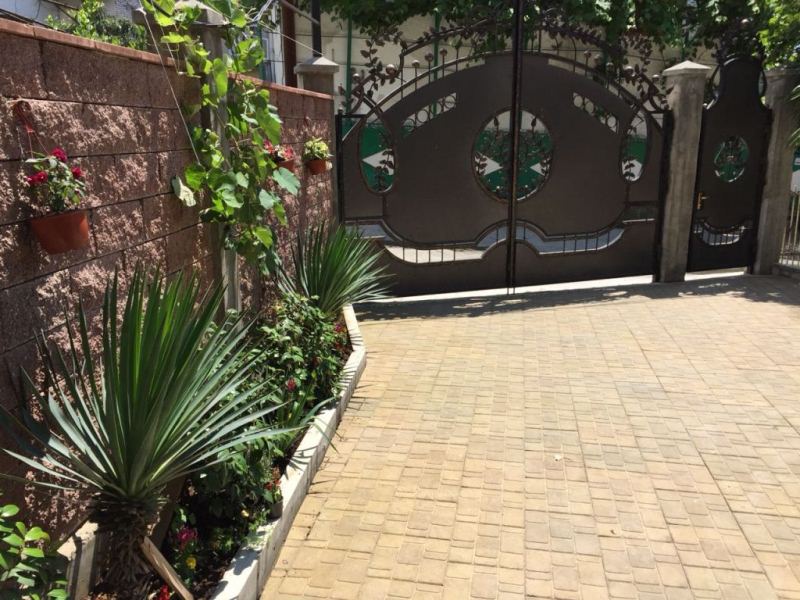 . Гостевой дом София-Виктория. Гагра