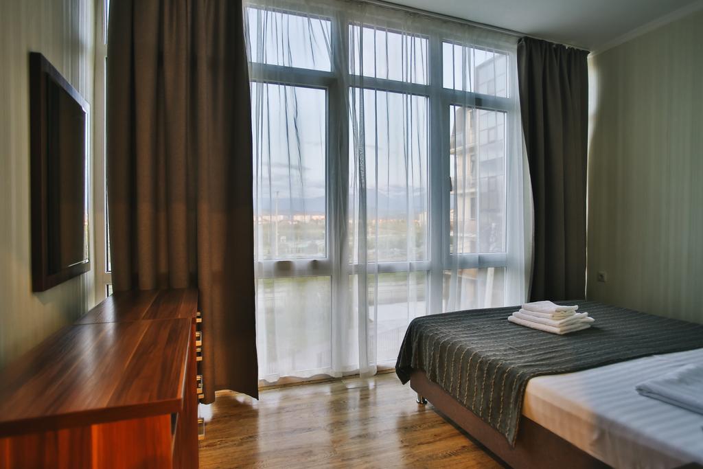 люкс . Гостиница Hotel RUS. Адлер