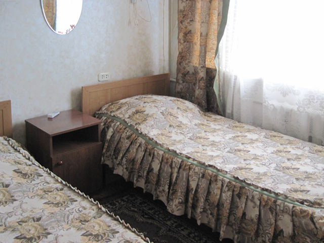 2-х комнатный. Гостиница «Ейск» категории - "Без звезд". Ейск