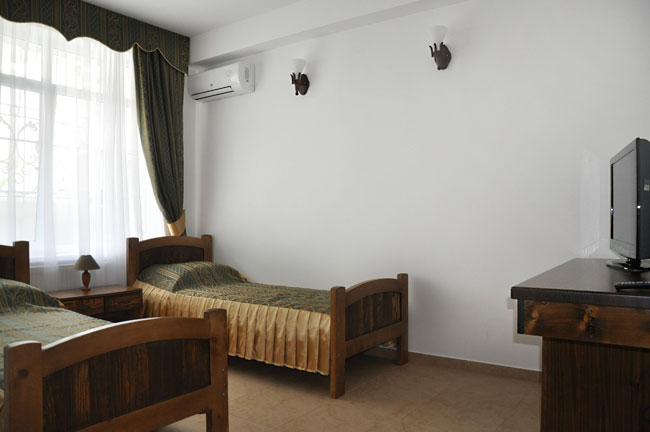 Эконом. Мини-отель «Крым». Отрадное