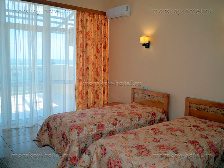 Cтандартный Премиум. Отель "Морской". Семидворье