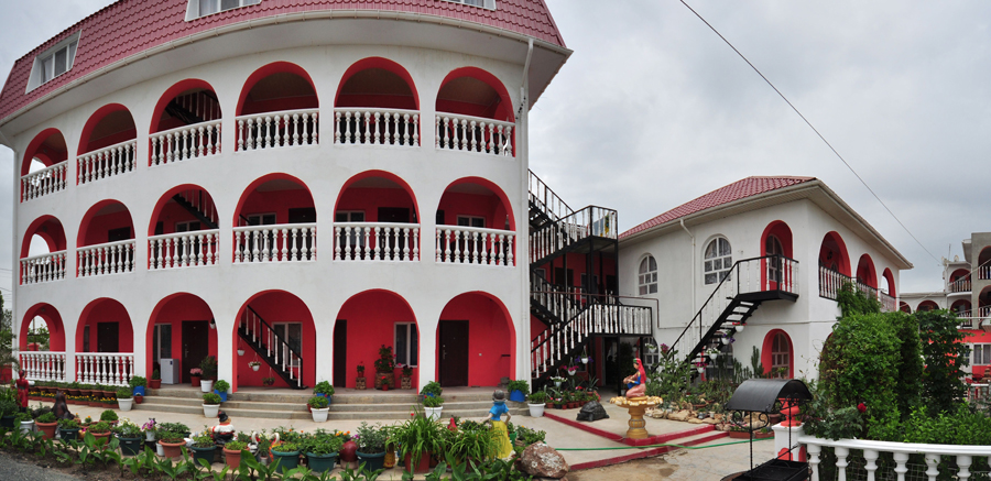 . Гостиница "Морской бриз". Симферополь