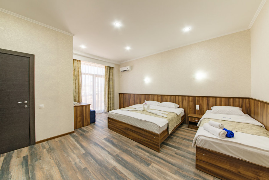 Семейный. Отель «Абсолют». Витязево