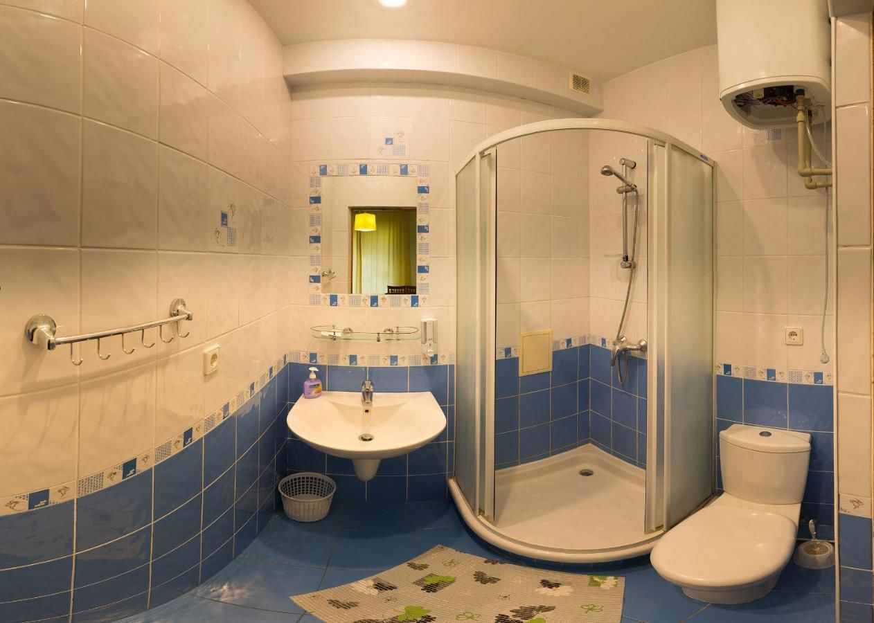 . Гостевой дом «Кедр-Восток». Алупка