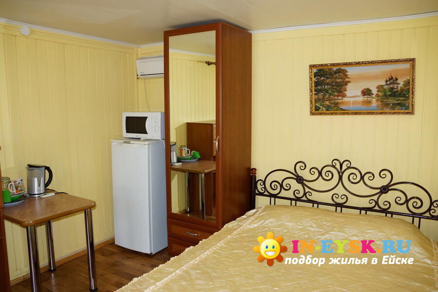 Номер - 4.  ГОСТЕВОЙ ДОМ «КСЕНИЯ». Ейск