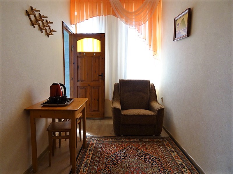 . Гостевой дом Леополис. Курорты Евпатории