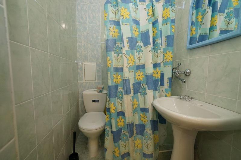 Стандарт 3-х местный. Гостевой дом Дубовая роща. Лермонтово