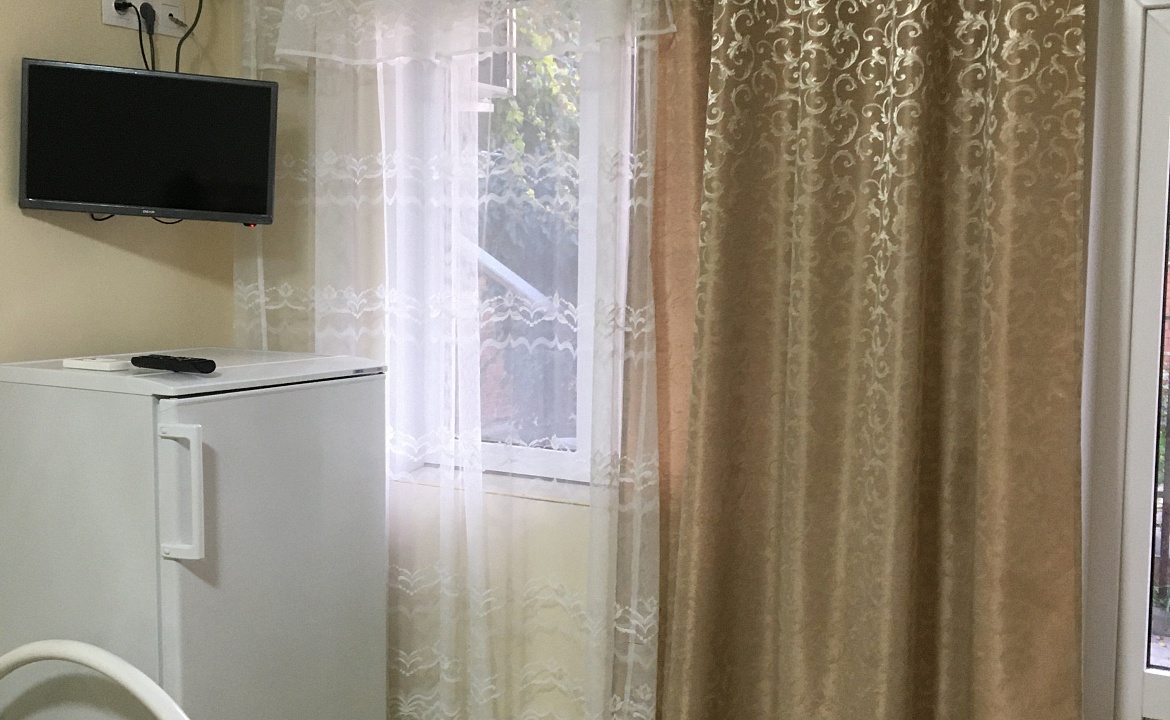 . Частный сектор Азов . Ейск