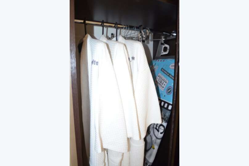 . Гостевой дом "Визит". Ялта