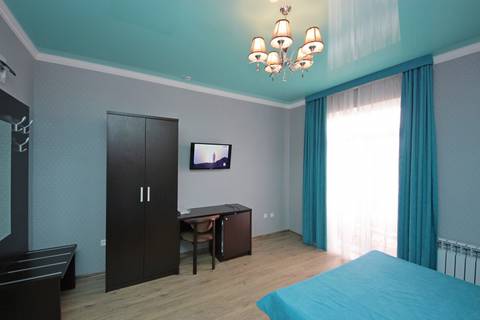 3-х местный «Люкс». Гостевой дом Rovados. Витязево