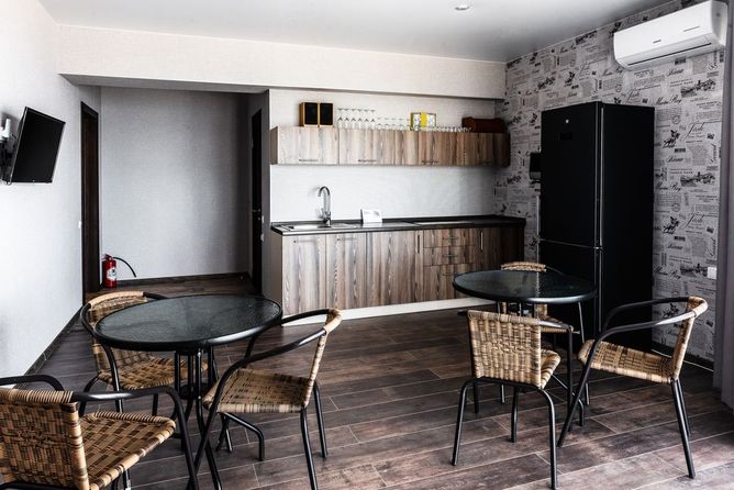 . Гостевой дом The Goncharov’s Family House. Семидворье