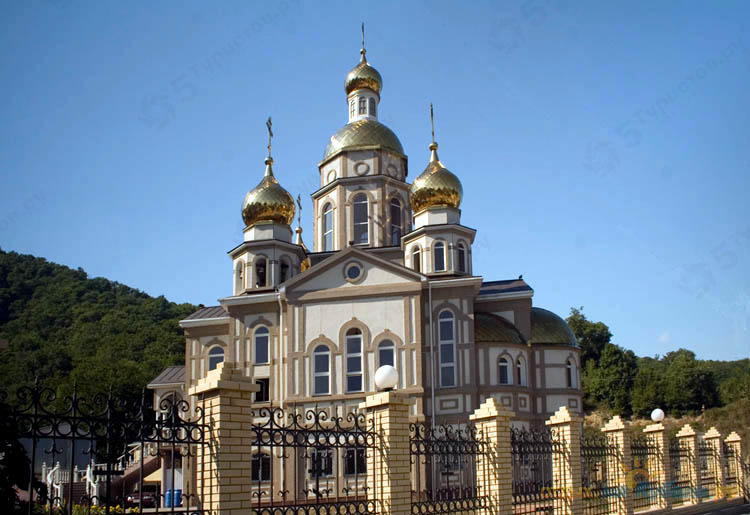 Церковь Ольги Равноапостольной. Фото взято с сайта: https://otdih.nakubani.ru/