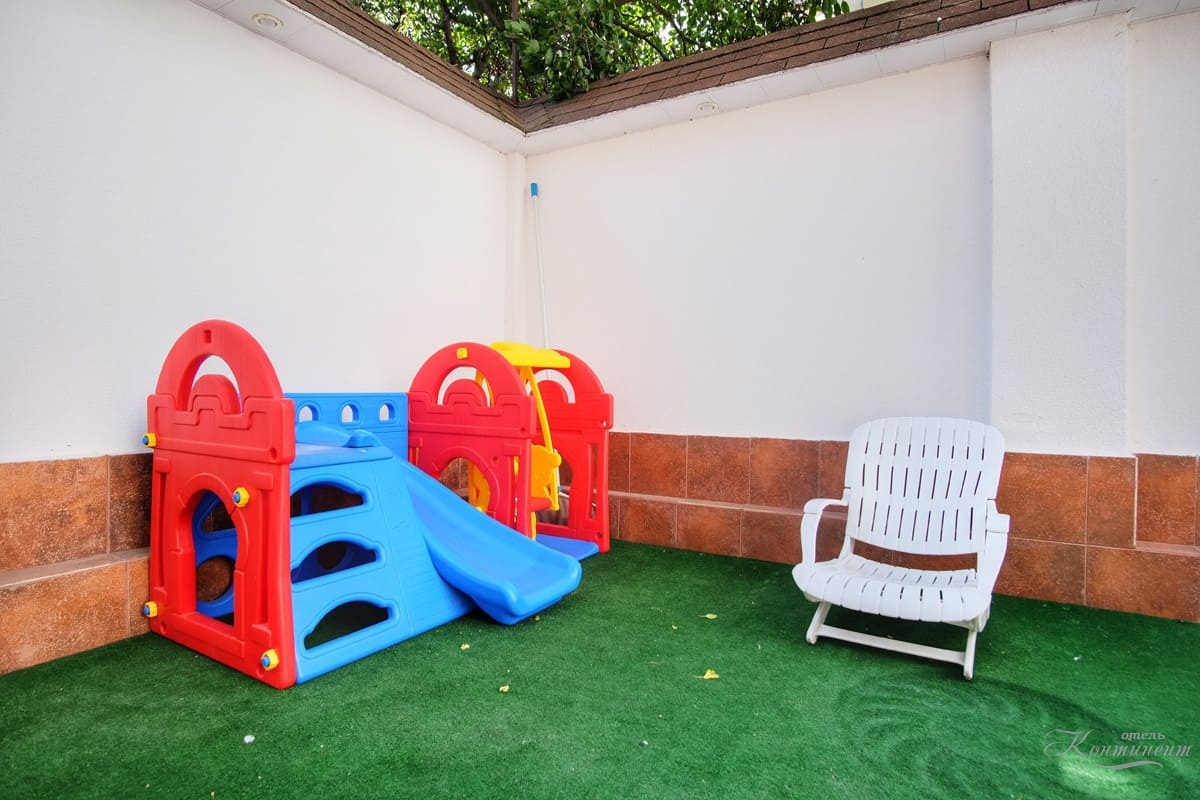 . Гостиница "Континент". Анапа