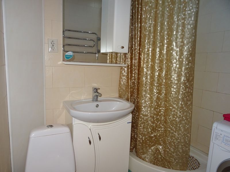 2х-комнатная квартира . Квартира в многоквартирном доме Лакоба 56 кв 10. Новый Афон