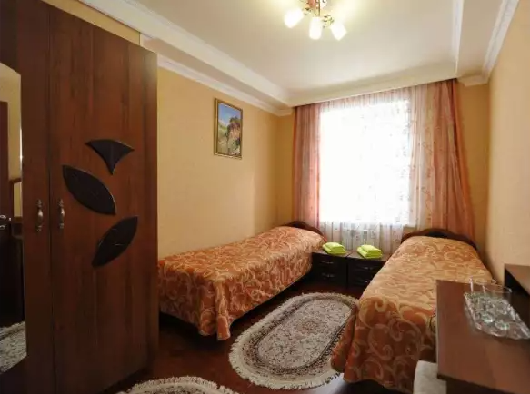 «Стандарт» 1-комнатный улучшенный (Малый корпус). Гостиница «Кристалл». Домбай-гостиницы