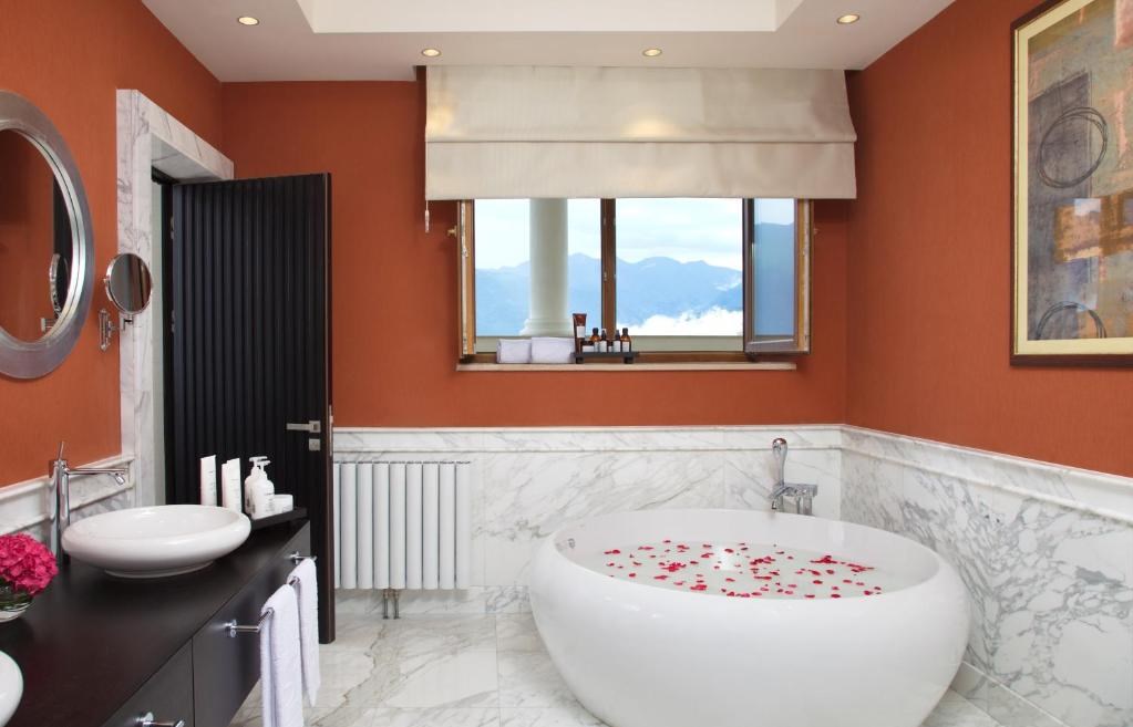 . Курортный отель Novotel Resort Krasnaya Polyana Sochi. Красная Поляна