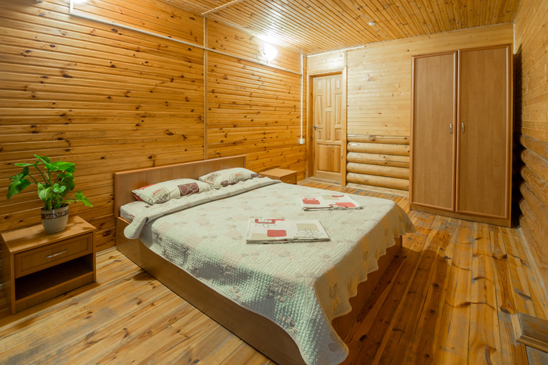 Сруб. Гостиница "Караголь". Коктебель