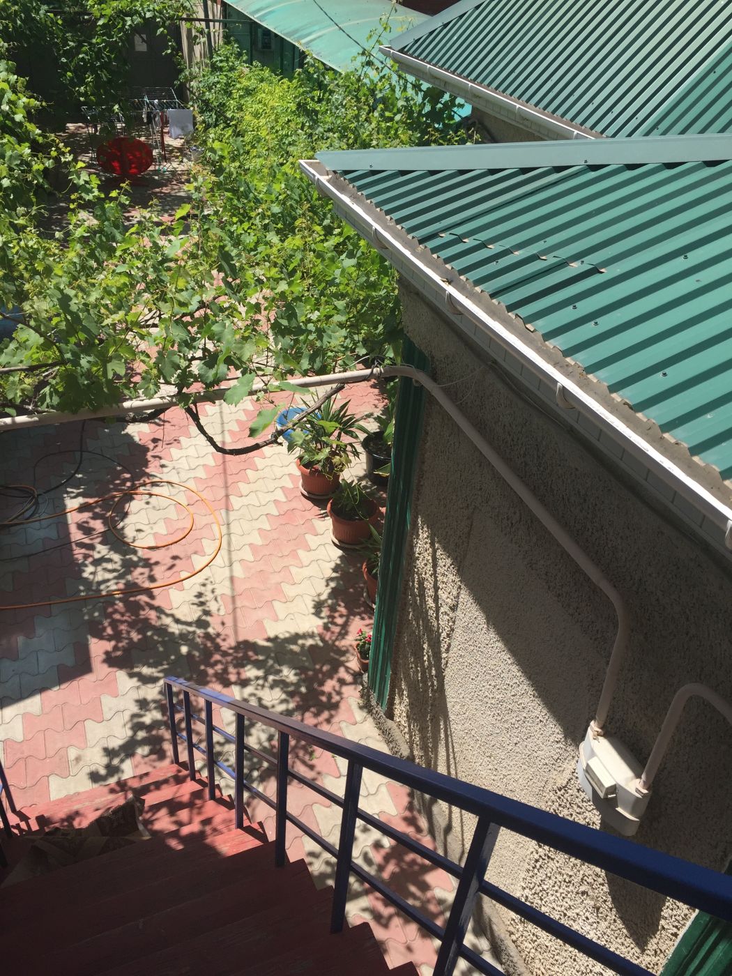 . Гостевой дом на Комарова 17. Витязево