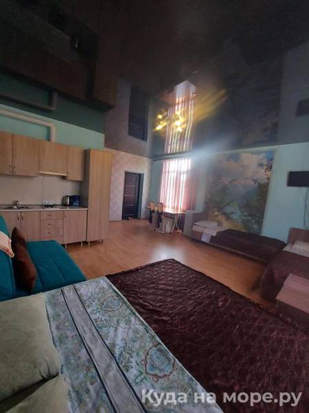 Шестиместный номер-студия. Гостевой дом "Нур". Ольгинка Шестиместный номер-студия. Гостевой дом "Нур". Ольгинка