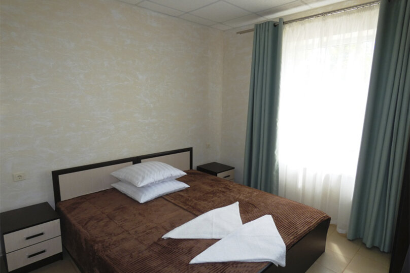 Семейный. Гостевой дом Горизонт. Голубицкая