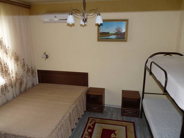 . Гостевой дом «Фаворит». Голубицкая