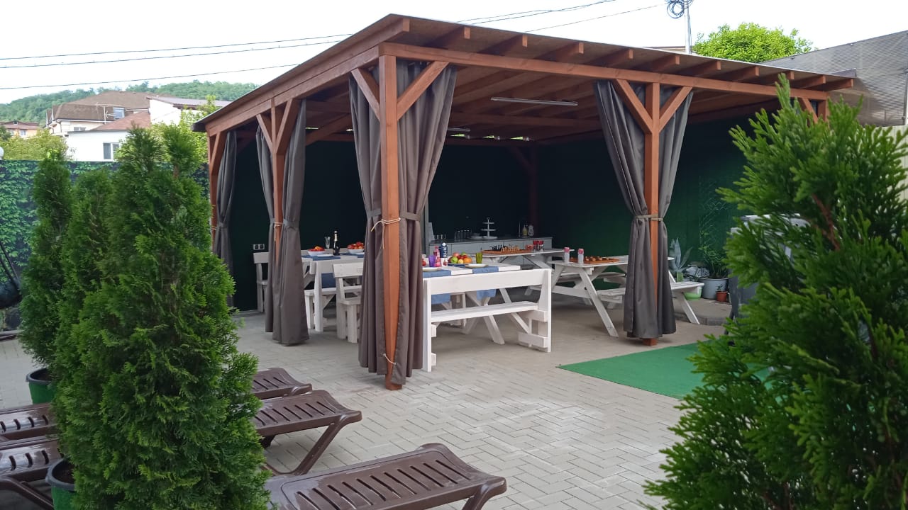 . Гостевой дом "Айсберг". Вардане . Гостевой дом "Айсберг". Вардане