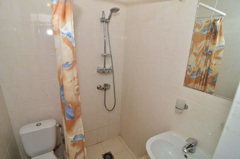 2-комнатный 5-местный номер. Гостевой дом «Риф». Заозерное