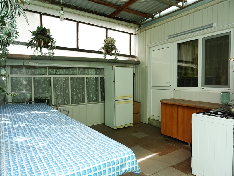 4х местный с автономной кухней. Частный сектор Строителей 6/2 в п. Пионерный. Сукко