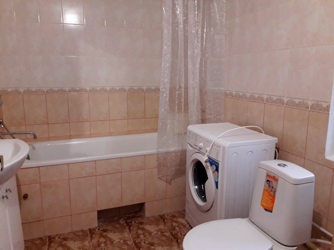 . Частный сектор Большая однокомнатная квартира. Алушта